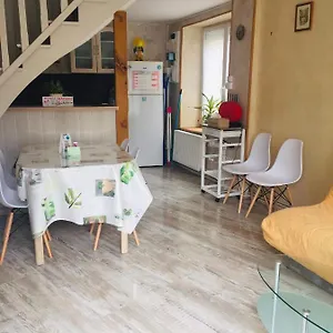  Vakantiehuis Petite Maison Au Coeur De L Auvergne