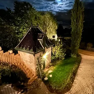  Vakantiehuis Domaine De La Serve