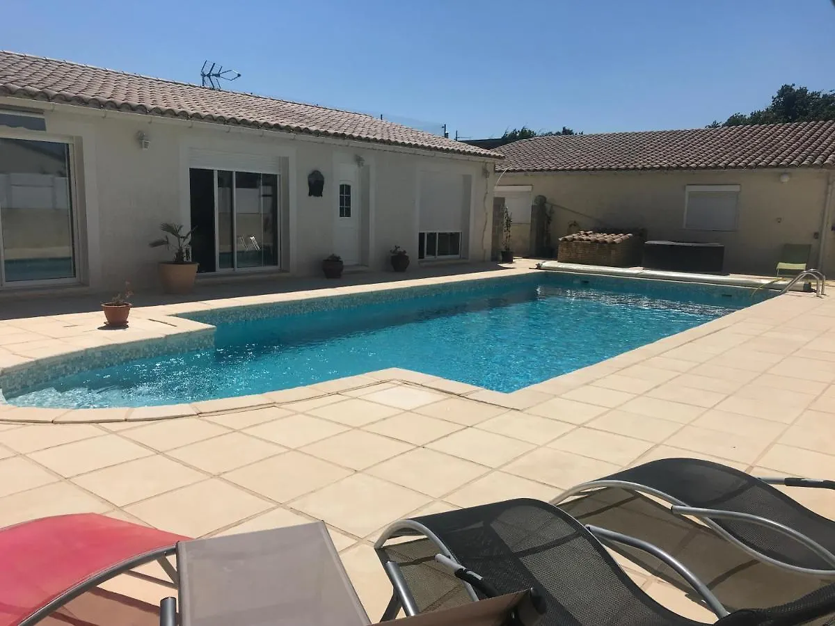 Les Clematites Apartment Donzere 0*,